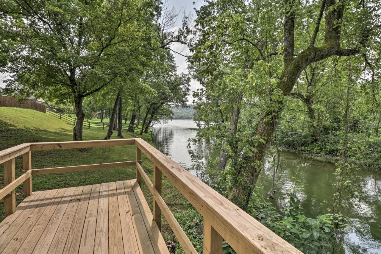 Mountain Home Cottage With Deck On White River! Gassville Eksteriør billede